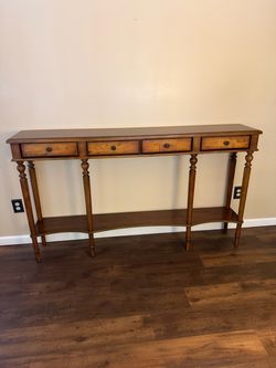 Table Console