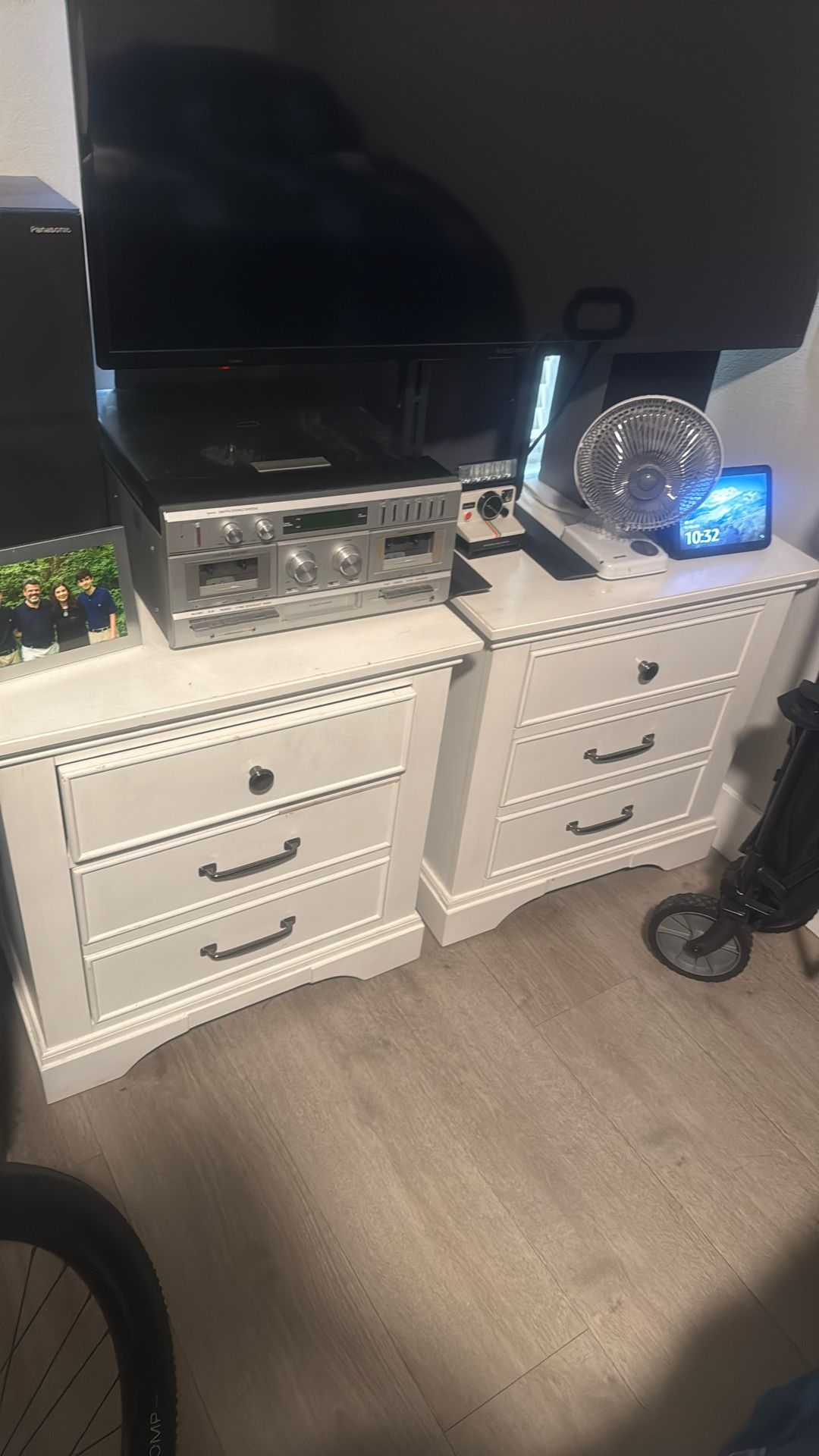 Universal Broadmoor Furniture Dressers 