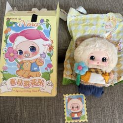 Nora Spring Outing Team Vinyl Plush Pendant (Confirmed) 
