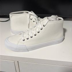 Hight Top Dockers Size 10