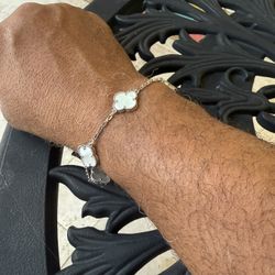 Ladies Van Cleef White Gold Plated & Mother Of Pearl Clover Bracelet 