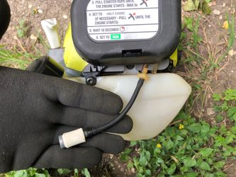 Ryobi s430 2024 fuel line replacement