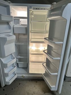 Working Side by Side Fridge