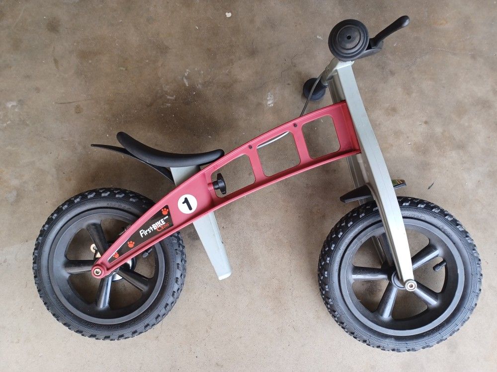 FIRSTBIKE CROSS BALANCE BIKES