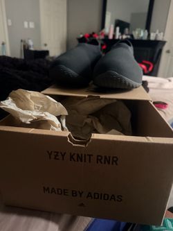 Adidas Yeezy Knit RNR Sneakers size 12