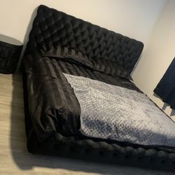 $699 Brand New King Bed Frame With Mattress (Read Description Below)