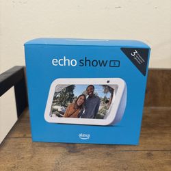Brand New Echo Show 5 (3rd Gen, 2023 Release) Smart Display with Alexa – Glacier White