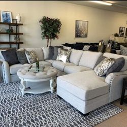 3 PIECES SECTIONAL COUCH SAME DAY DELIVERY