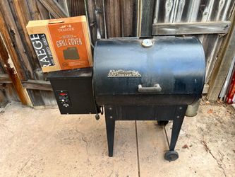 Traeger Junior Elite Smoker