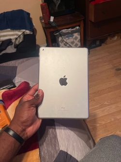 Apple IPad 6th Generation