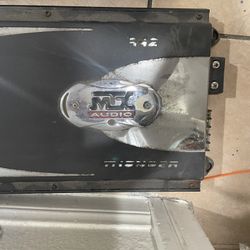 Amplifier Subwoofer