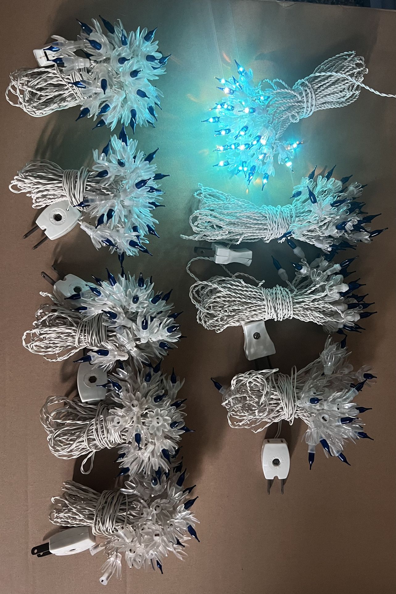 Vintage 315 Christmas Lights Atomic Blue Tulip Flower Petal Daisy Italian Italy