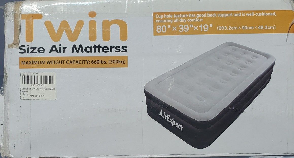 $40 TWIN AIR MATTRESS