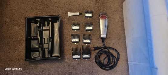 Andis Fade Master With Clips