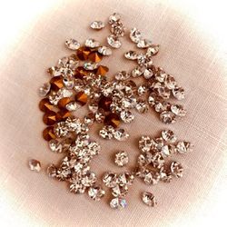 Lot of 100 Loose 5 MM Diamond Shaped Vintage Crystals #052022C6