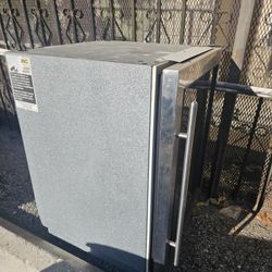 SubZero Wine Storage Model 424