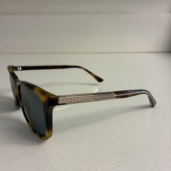 Gucci Sunglasses  GG0381SN
