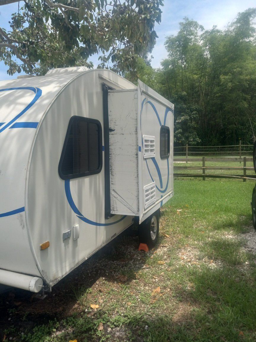 Travel Trailer for Sale in Fort Lauderdale, FL OfferUp