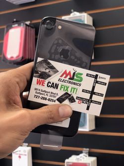 IPHONE 7 32GB UNLOCKED