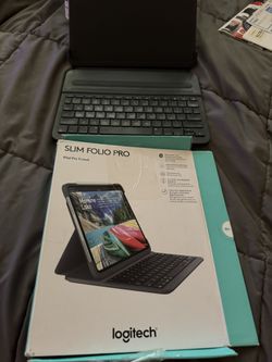Logitech Slim Folio Pro  With Keyboard for IPAD Pro 11inch
