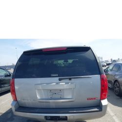 Gmc Yukon Tail Gate 