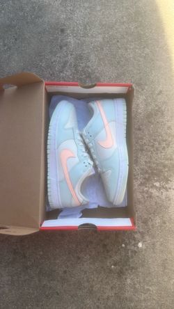 Dunk low barely green (women’s)