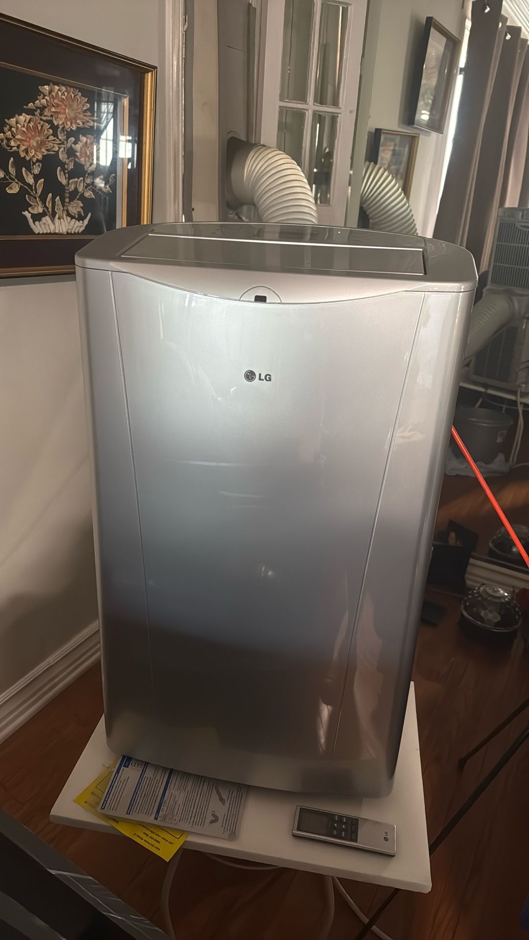 LG  Portable Heater & AC Unit