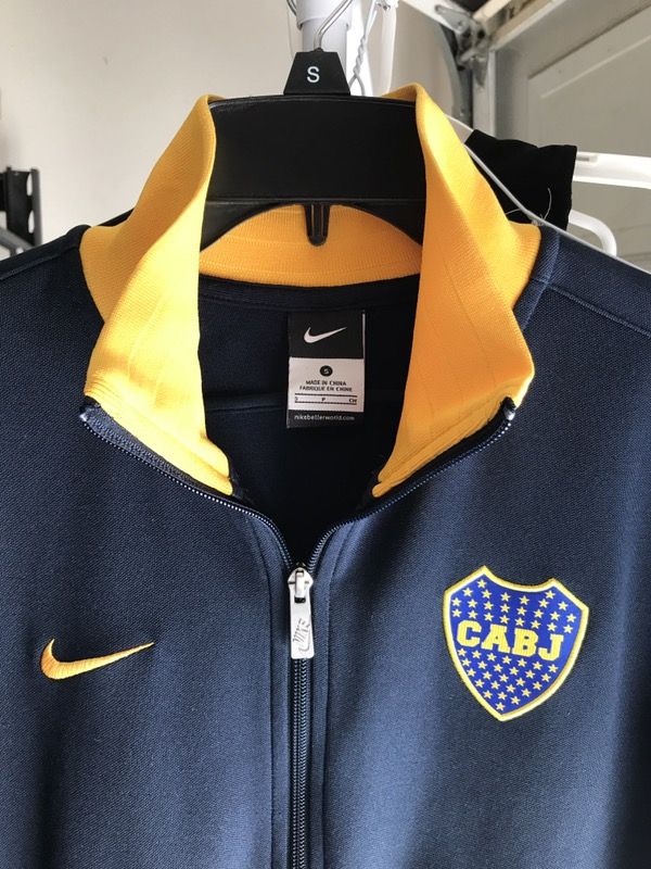 Pre-loved Men's Nike Boca Juniors N98 Small CABJ Like New Argentina for Sale in Bell, CA - OfferUp