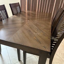 Kitchen Table With Chairs 
