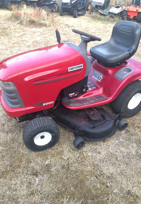Craftsman riding lawn mower, DLT 2000 Koehler twin cylinder 20 Hp