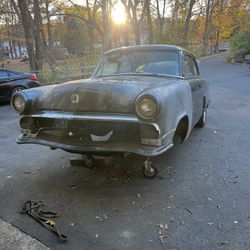 1953 Ford Mainline Flathead V8