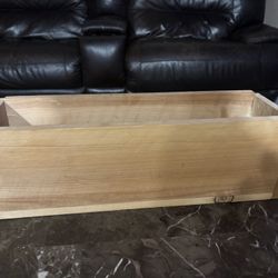 Handmade Cedar Planter Box 🌿 – Sanded & Oiled | Perfect for Herbs | $15 or 2 for $25 