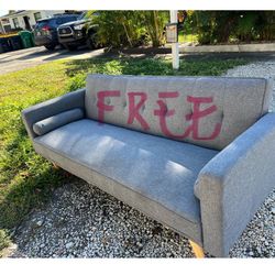 FREE Sofa 