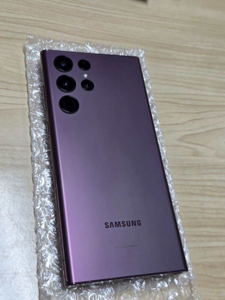 Samsung S22 Ultra 256GB. Unlocked. Firm Price. Desbloqueado. El Precio Es Firme. 