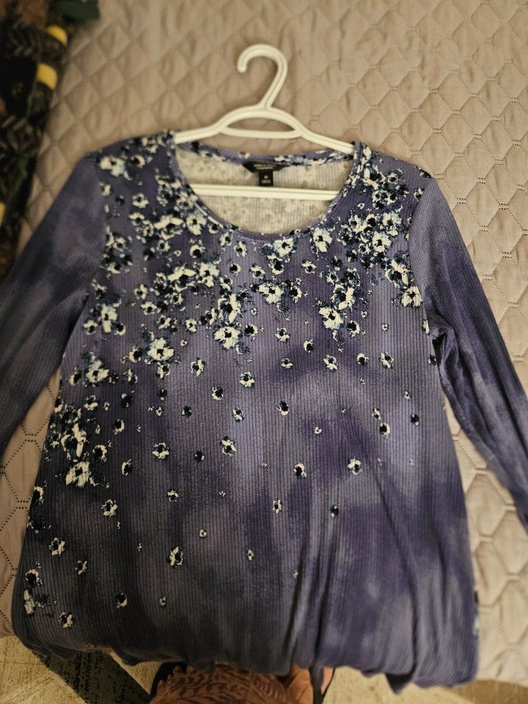 Vera Wang Thermal Shirt