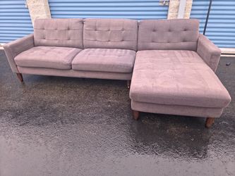 Free delivery nearby of sectional