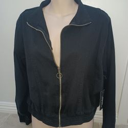 WOMEN'S BLACK JACKET