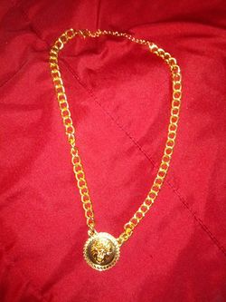 Lion necklace only used one time!!!!