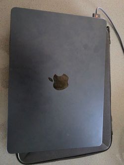 Brand new MacBook air 2024 13 inch M3 midnight blue color