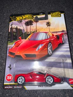 Hot Wheels Premium Boulevard Enzo Ferrari #156