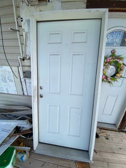 Pre hung front door