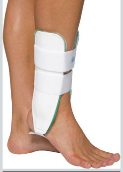 Aircast Air-Stirrup Ankle Support Brace . Right foot .. medium
