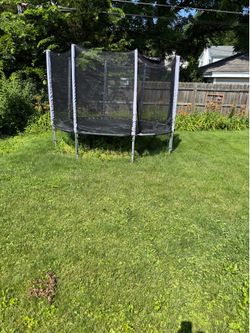 10ft Trampoline -free