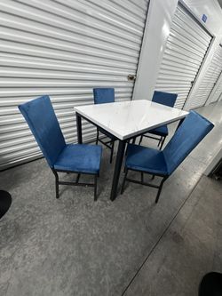 ✅NEW 5-PIECE DINING SET WITH MARBLE TOP TABLE (free delivery)🚙🚙