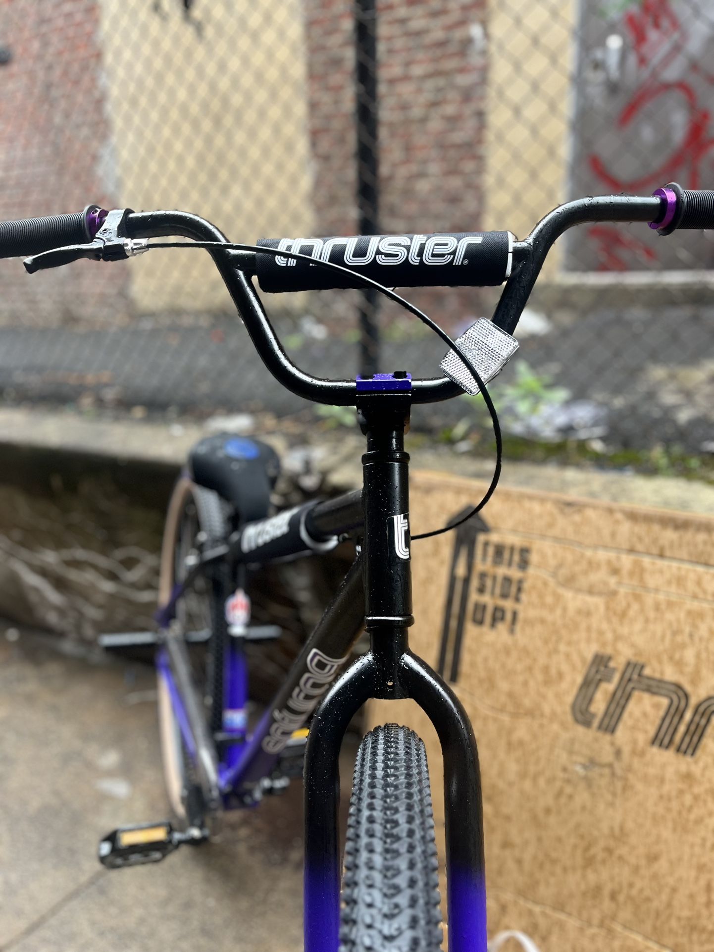 Brand new fresh out the box Thruster Saturn 9… 29 Inch