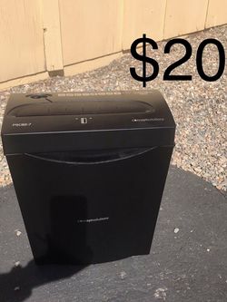 Conceptsolutions Model PSC82-7 Black Document Shredder