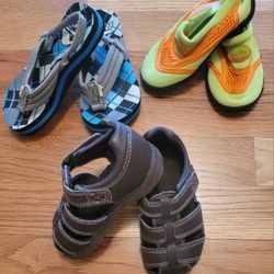 Boys Sandals And Water Shoes Sz 5/6
