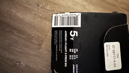 Jordan 1 Flight 5 Prem BG Kids Size 5Y