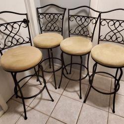 Set of 4 Bar Stools