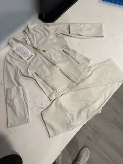 Lululemon sets